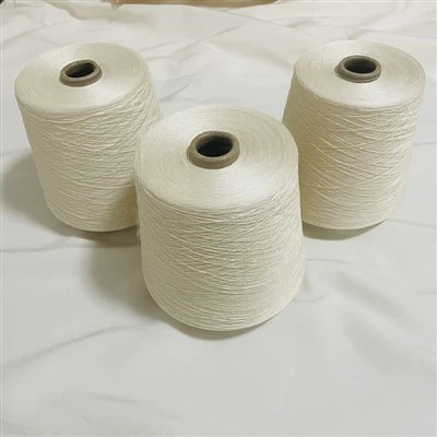 100% کاتا ہوا سلک یارن 1 کلو مخروط پر گیس کیا گیا ہے۔